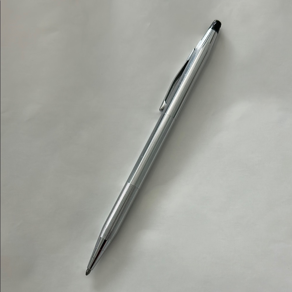 CROSS chrome ballpoint pen. Twist open & close. Very good condition.